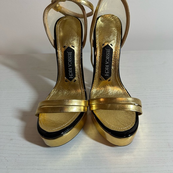 Jessica Rich Gold Platform Heels - Picture 3 of 6